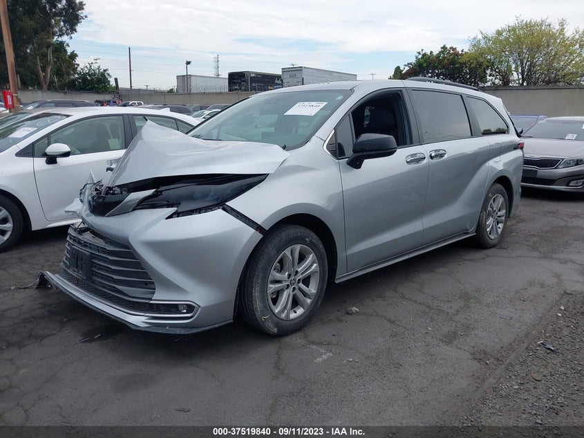 VIN 5TDDRKEC2NS135765 2022 TOYOTA SIENNA XSE