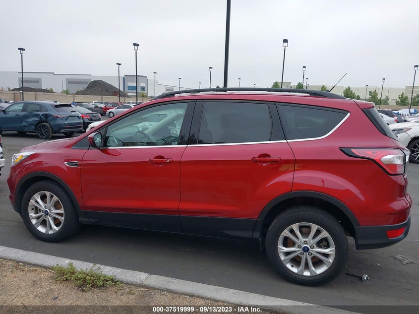 VIN 1FMCU0HD3JUD59969 2018 FORD ESCAPE SEL