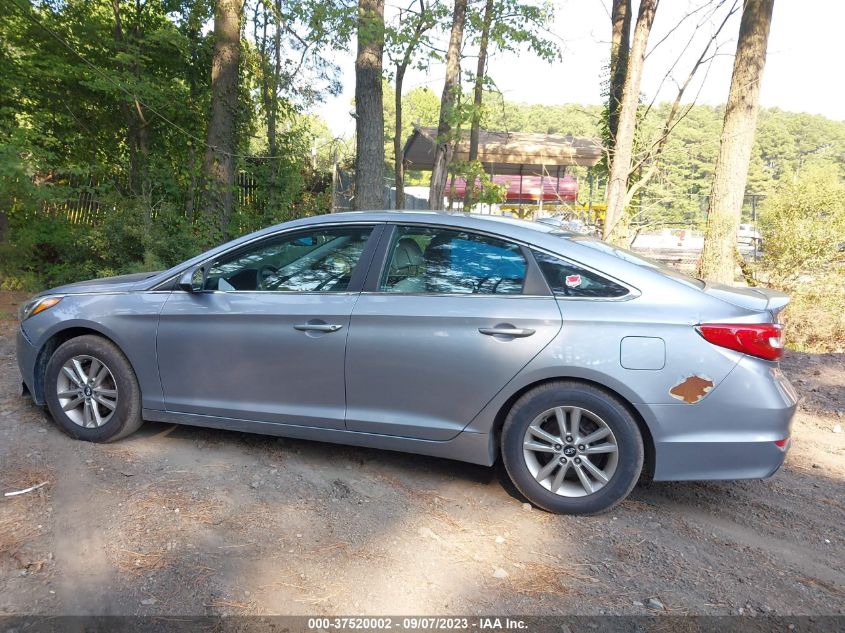 2015 HYUNDAI SONATA 2.4L SE - 5NPE24AF2FH120663