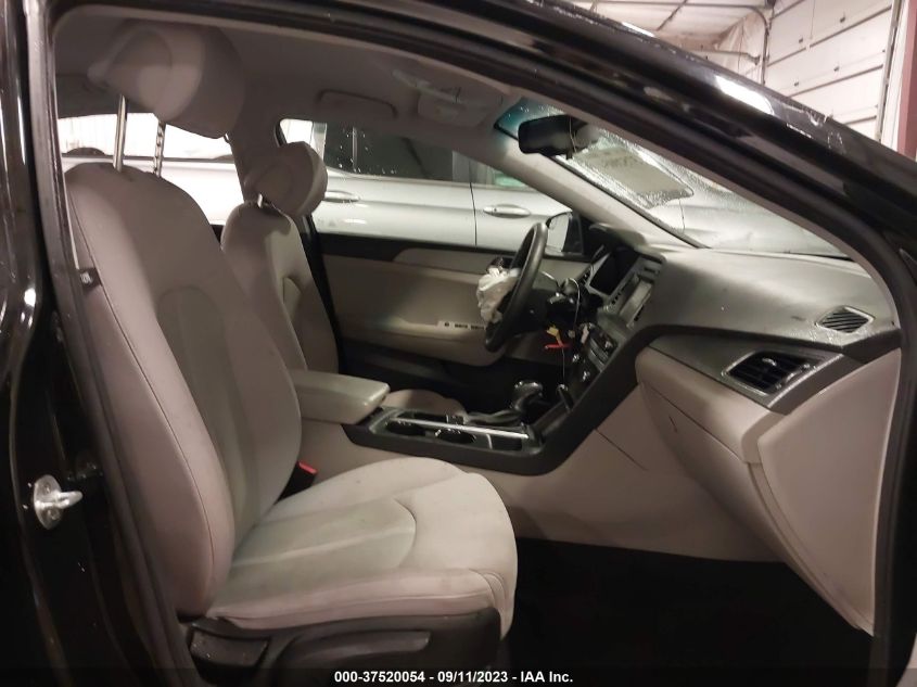 2017 HYUNDAI SONATA SE - 5NPE24AF4HH469553