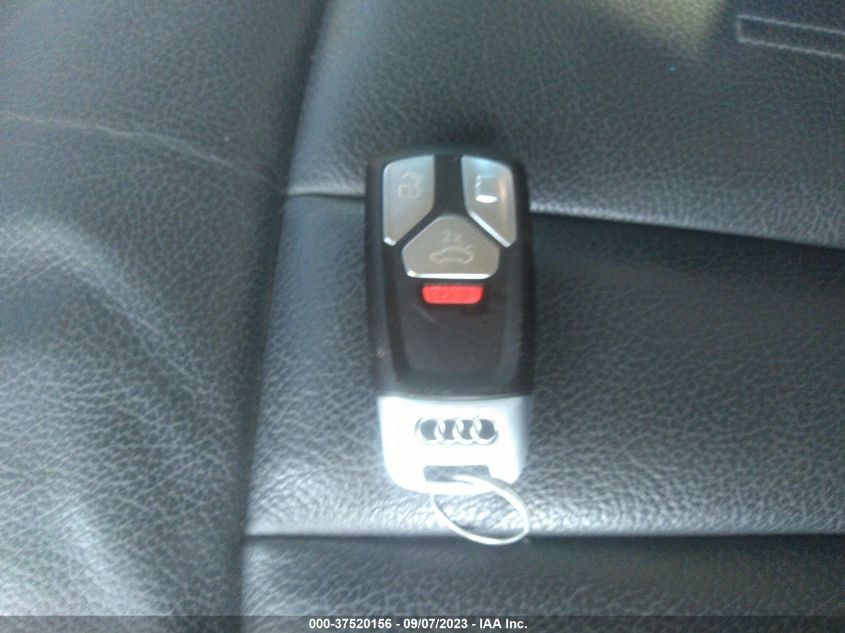 2019 AUDI A4 PREMIUM PLUS - WAUENAF45KA040141