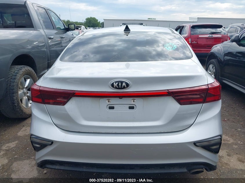 VIN 3KPF24AD2KE060952 2019 KIA FORTE LXS