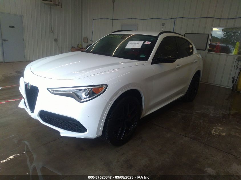 ZASPAJAN7L7C76027 Alfa Romeo Stelvio SPORT 2