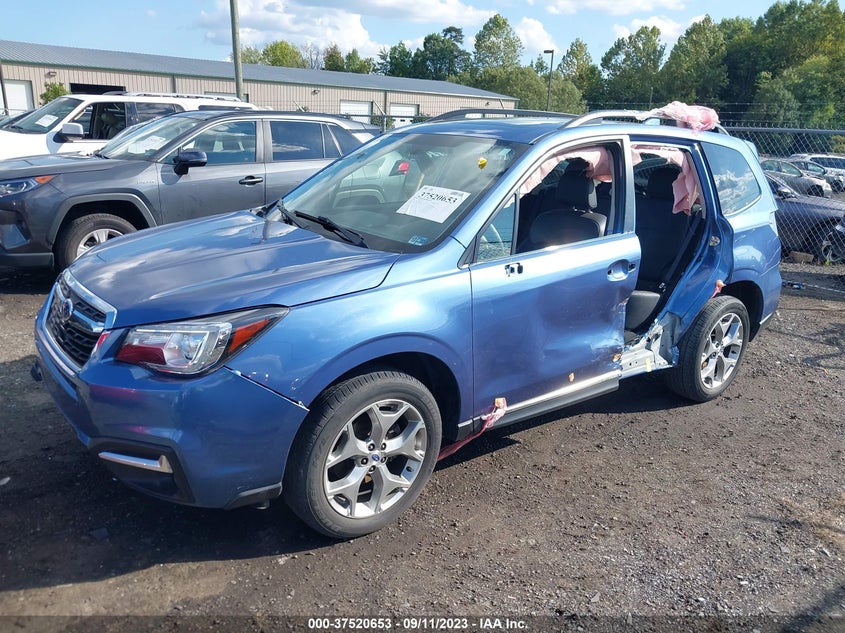 VIN JF2SJAWC2JH489728 2018 SUBARU FORESTER TOURING