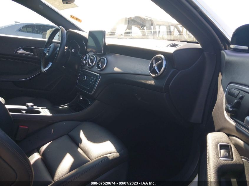 2015 MERCEDES-BENZ CLA-CLASS CLA 250 WDDSJ4EB5FN193318