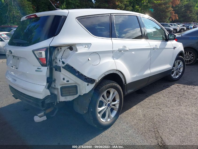 2017 FORD ESCAPE SE - 1FMCU0GD5HUA54713