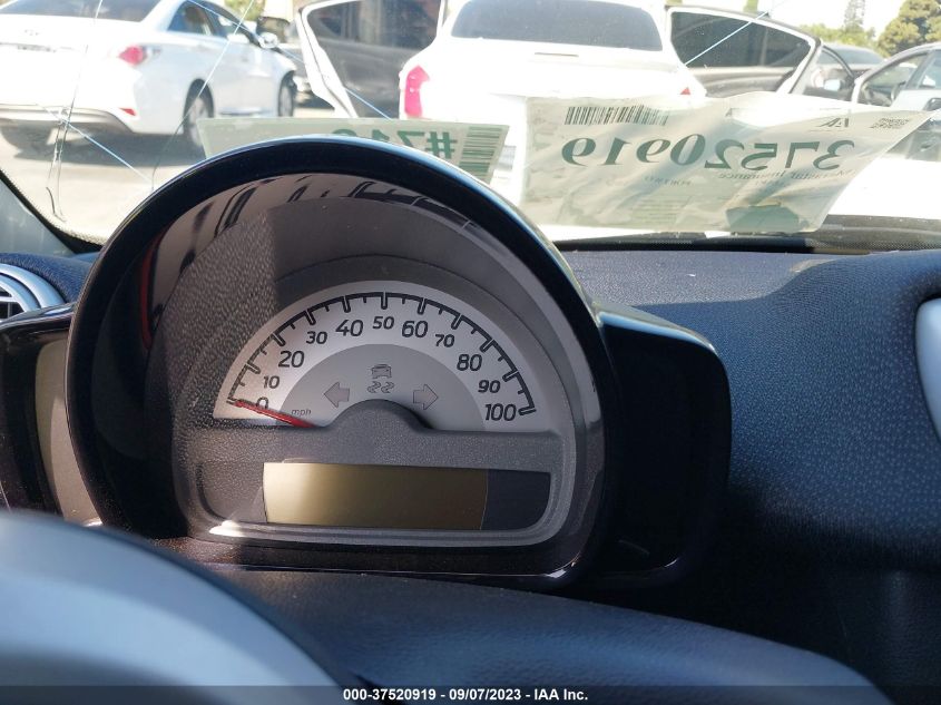 2015 SMART FORTWO PASSION/PURE - WMEEJ3BA7FK811013