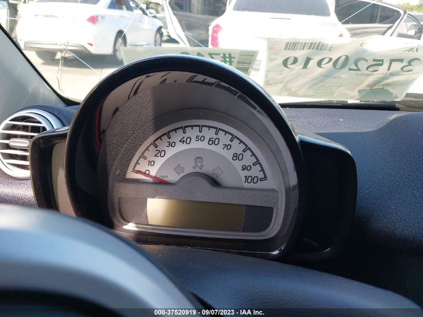 2015 SMART FORTWO PASSION/PURE - WMEEJ3BA7FK811013