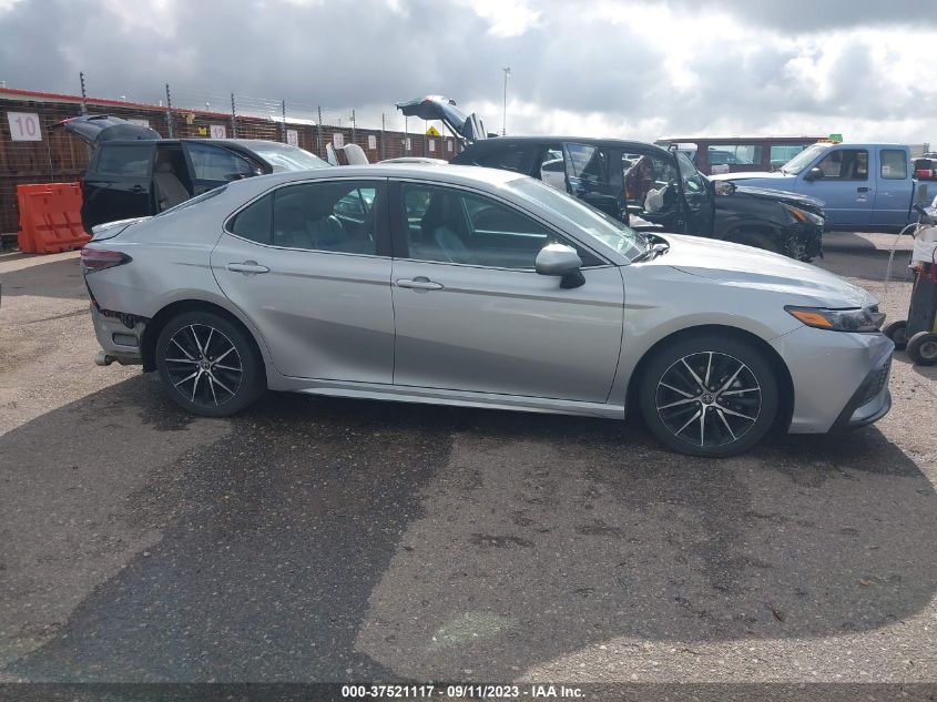 2021 TOYOTA CAMRY SE - 4T1G11AK0MU463428