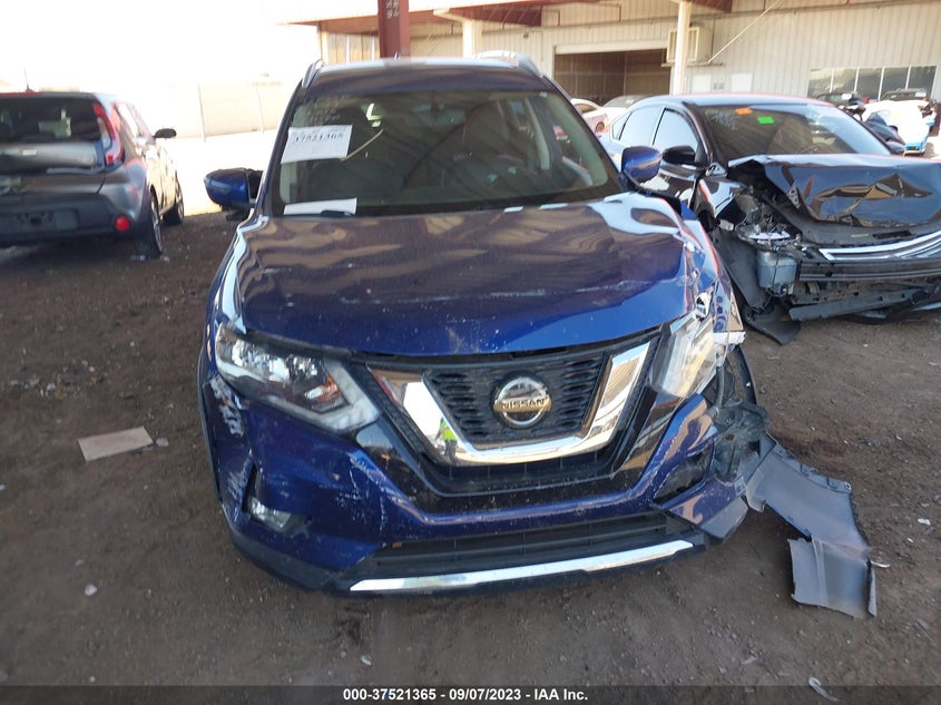 VIN KNMAT2MT7JP551580 2018 NISSAN ROGUE S/SV