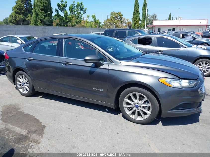VIN 3FA6P0LU6JR173100 2018 FORD FUSION HYBRID SE