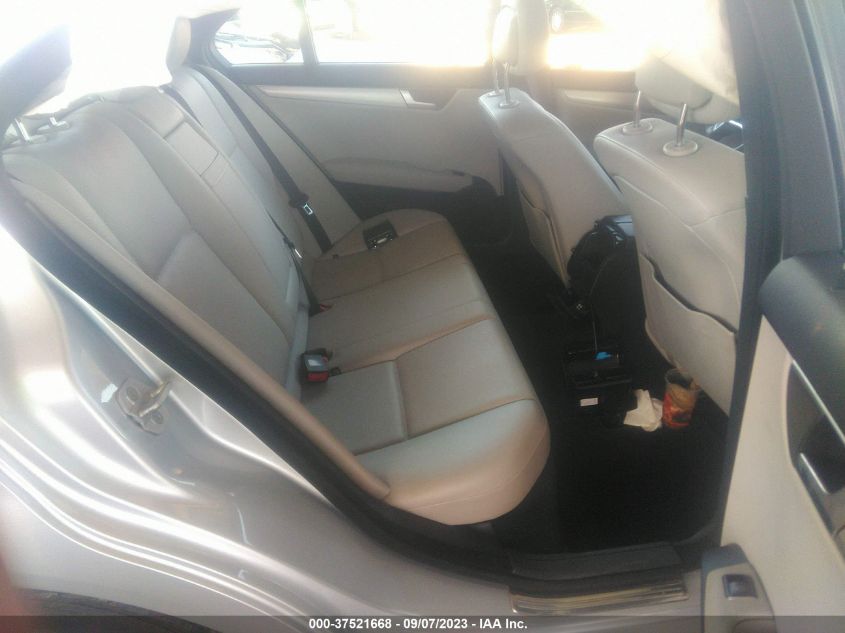 2014 MERCEDES-BENZ C 250 SPORT/LUXURY - WDDGF4HB9ER302776