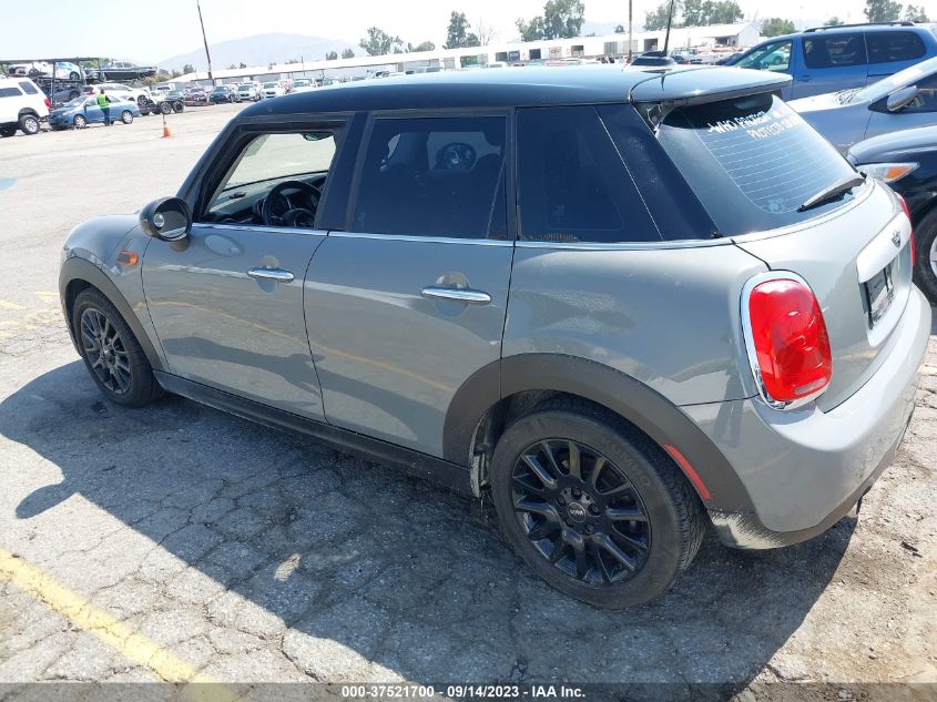 2015 MINI COOPER HARDTOP 4 DOOR WMWXS5C50FT828650