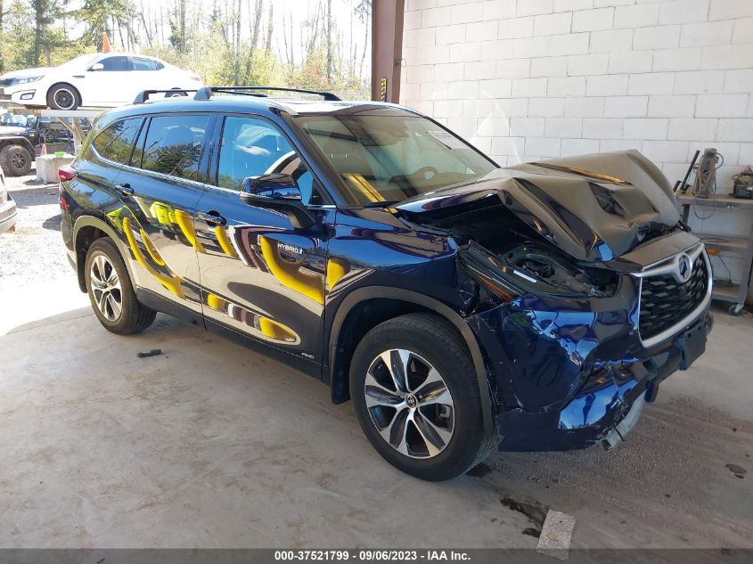 2020 TOYOTA HIGHLANDER HYBRID XLE - 5TDHBRCH0LS510496