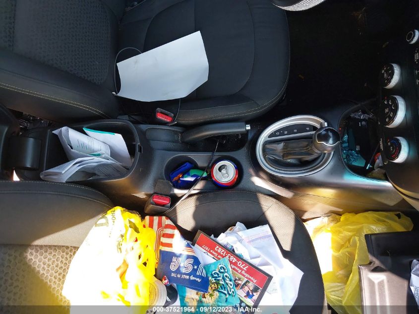 2015 KIA SOUL + - KNDJP3A53F7178853