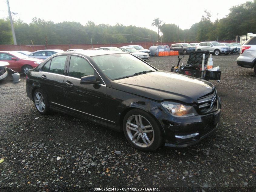 2014 MERCEDES-BENZ C-CLASS C 300 - WDDGF8AB3EA951800