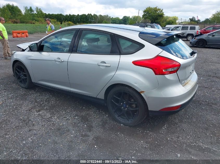 2015 FORD FOCUS SE - 1FADP3K20FL284207