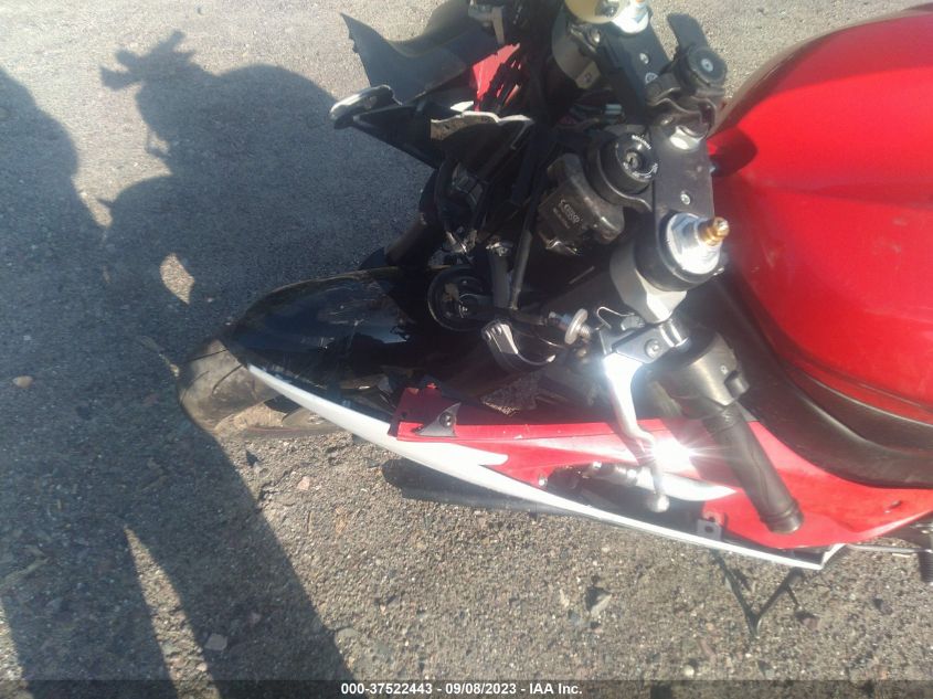 2014 YAMAHA YZFR6 JYARJ16N1EA002785