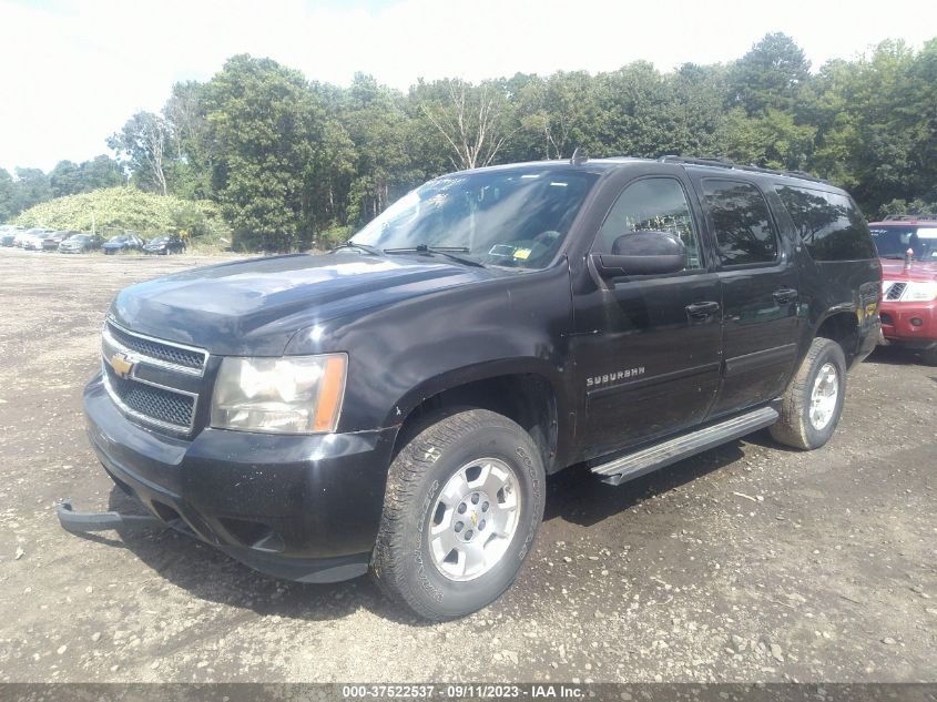 2014 CHEVROLET SUBURBAN LT - 1GNSKJE71ER109446
