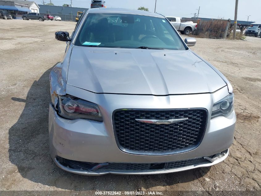 2018 CHRYSLER 300 S - 2C3CCAGG6JH296527