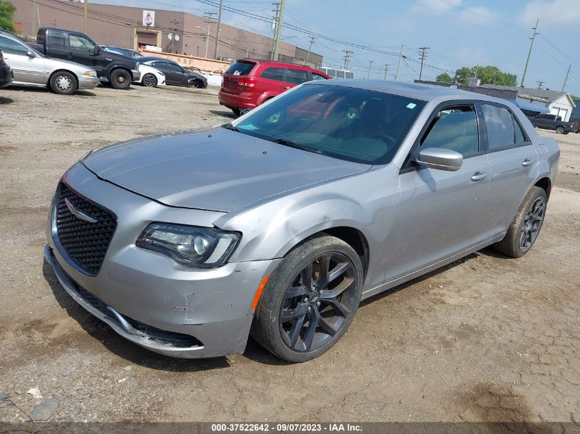 2018 CHRYSLER 300 S - 2C3CCAGG6JH296527