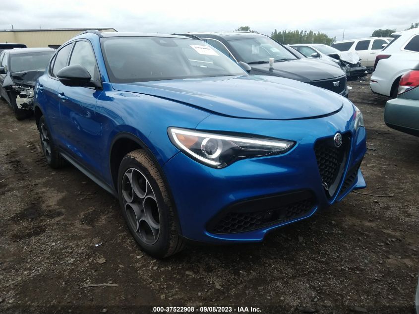 ZASPAKAN1M7D17159 Alfa Romeo Stelvio 