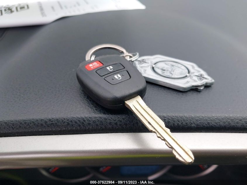 2016 TOYOTA RAV4 LE - JTMBFREV2GJ093463