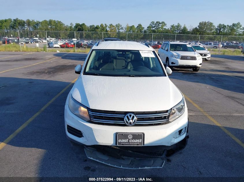 2016 VOLKSWAGEN TIGUAN S - WVGAV7AX8GW570664