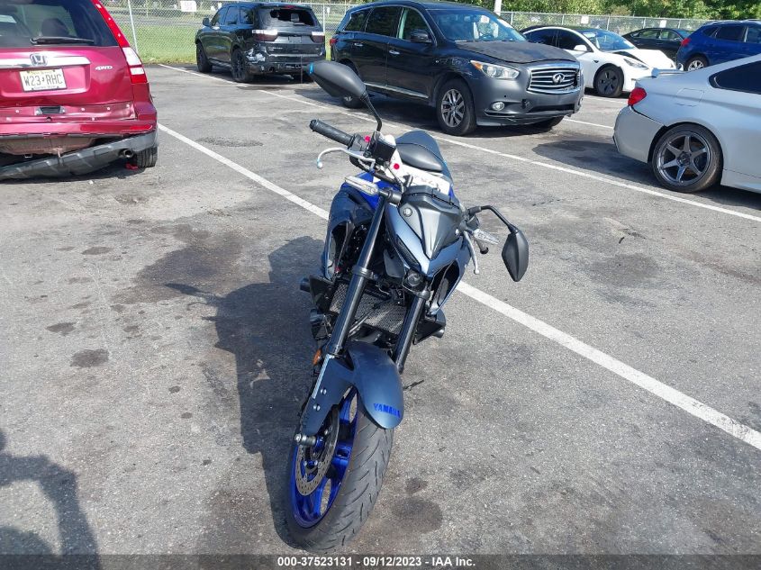 2022 YAMAHA MT-03 MH3RH20Y3NK008365