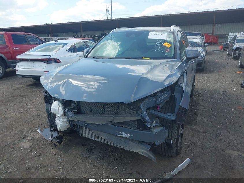 2020 VOLVO XC40 MOMENTUM YV4162UK2L2339391