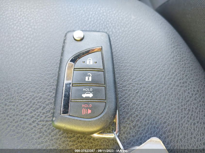 2022 TOYOTA CAMRY LE - 4T1C11AKXNU638011