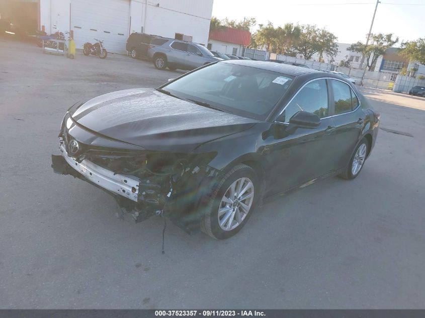2022 TOYOTA CAMRY LE - 4T1C11AKXNU638011