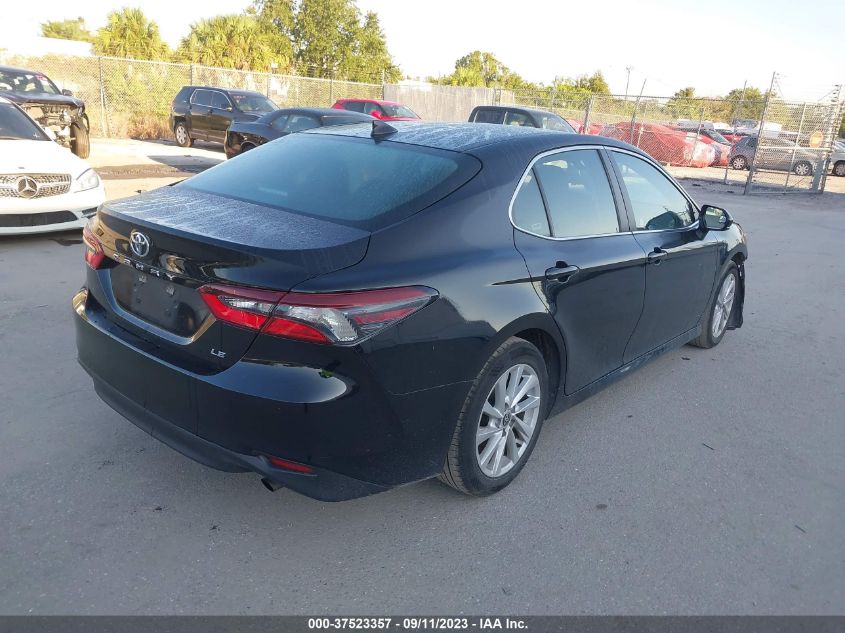 2022 TOYOTA CAMRY LE - 4T1C11AKXNU638011