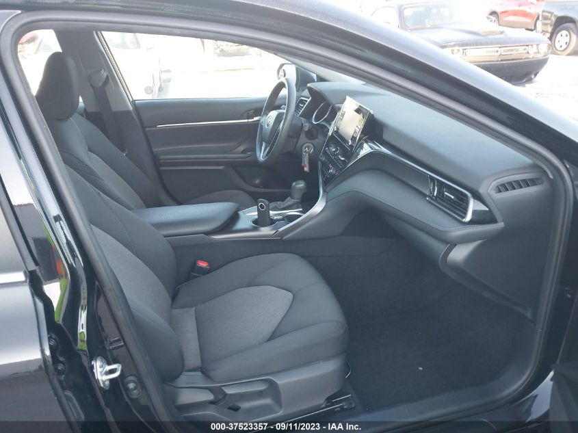 2022 TOYOTA CAMRY LE - 4T1C11AKXNU638011