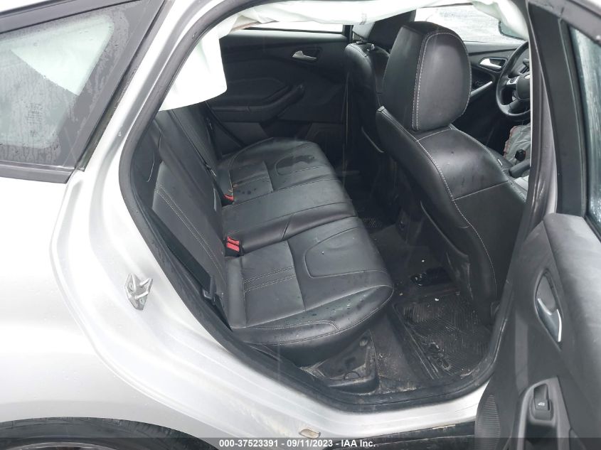 2014 FORD FOCUS SE - 1FADP3K21EL337589