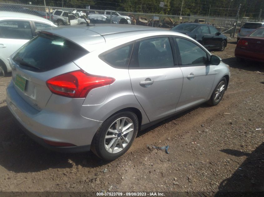 2015 FORD FOCUS SE - 1FADP3K25FL386490