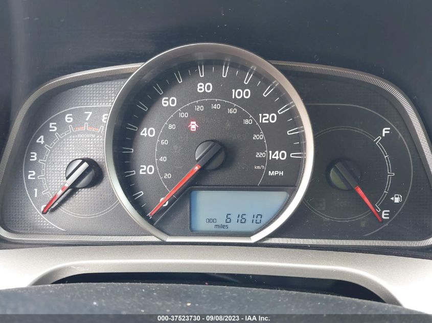 2015 TOYOTA RAV4 LE - JTMBFREV0FJ042686