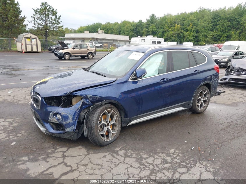 VIN WBXHT3C52K5L38477 2019 BMW X1 XDRIVE28I