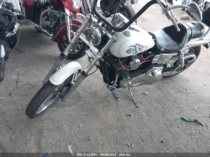 2005 HARLEY-DAVIDSON FXDWGI 1HD1GPW1X5K323023