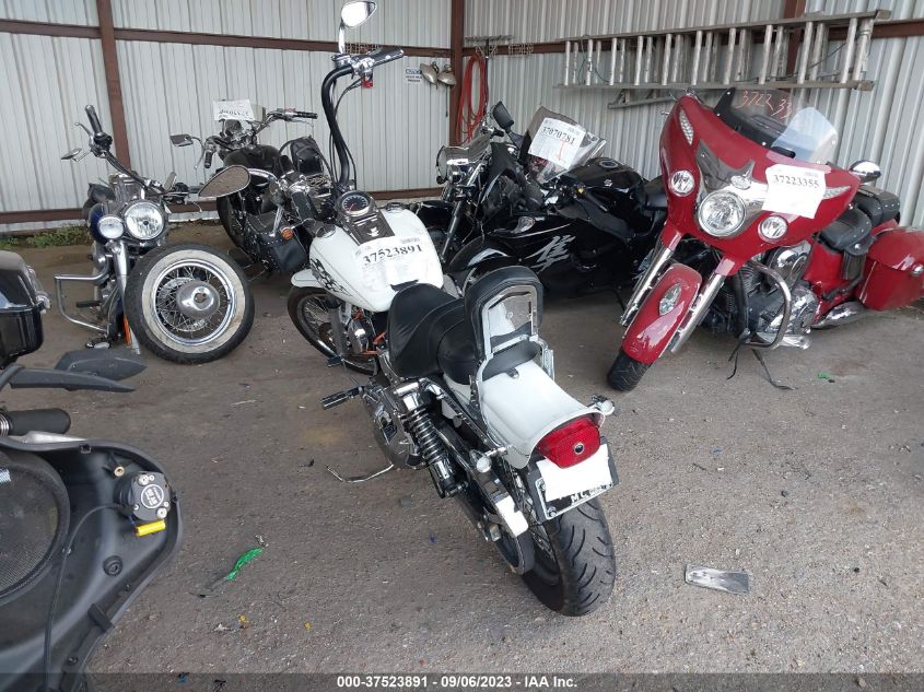 2005 HARLEY-DAVIDSON FXDWGI 1HD1GPW1X5K323023