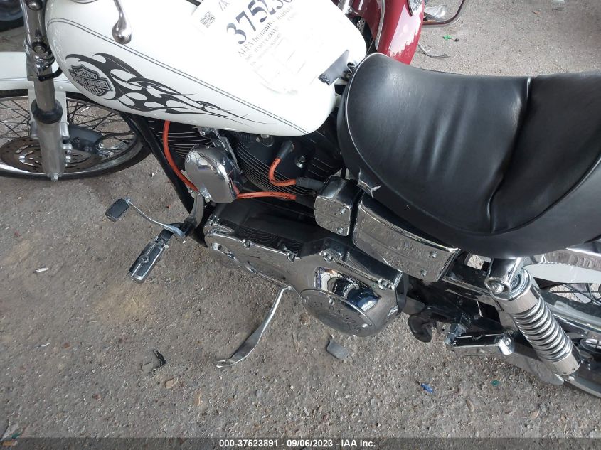 2005 HARLEY-DAVIDSON FXDWGI 1HD1GPW1X5K323023