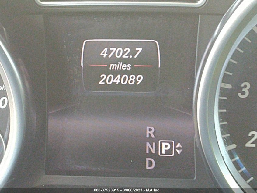 2015 MERCEDES-BENZ M-CLASS ML 350 - 4JGDA5JB9FA528632