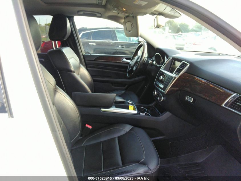 2015 MERCEDES-BENZ M-CLASS ML 350 - 4JGDA5JB9FA528632