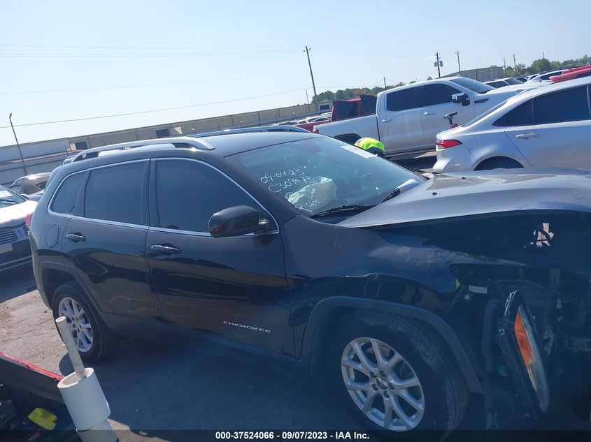 VIN 1C4PJLCB7HW617642 2017 JEEP CHEROKEE LATITUDE