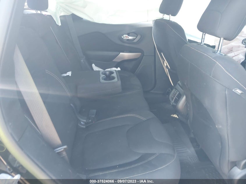 VIN 1C4PJLCB7HW617642 2017 JEEP CHEROKEE LATITUDE