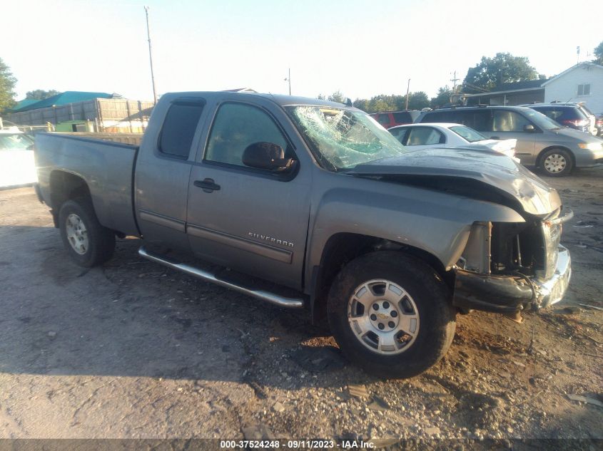 2013 CHEVROLET SILVERADO 1500 LT - 1GCRCSE06DZ340127