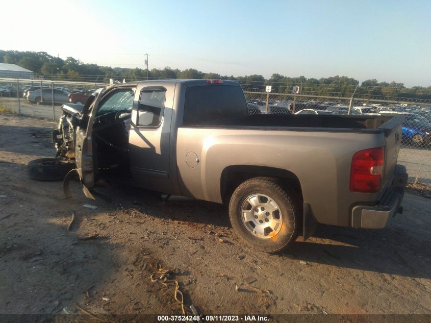 2013 CHEVROLET SILVERADO 1500 LT - 1GCRCSE06DZ340127