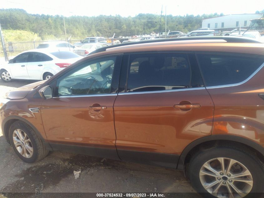 2017 FORD ESCAPE SE - 1FMCU0GDXHUB54032