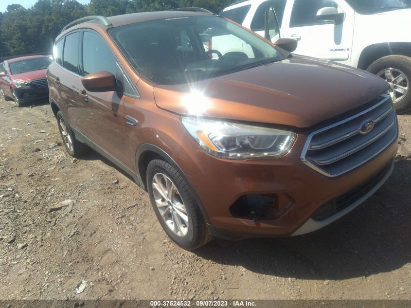 2017 FORD ESCAPE SE - 1FMCU0GDXHUB54032