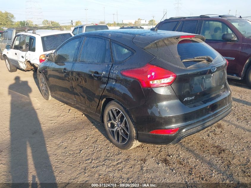 2015 FORD FOCUS SE - 1FADP3K24FL260458